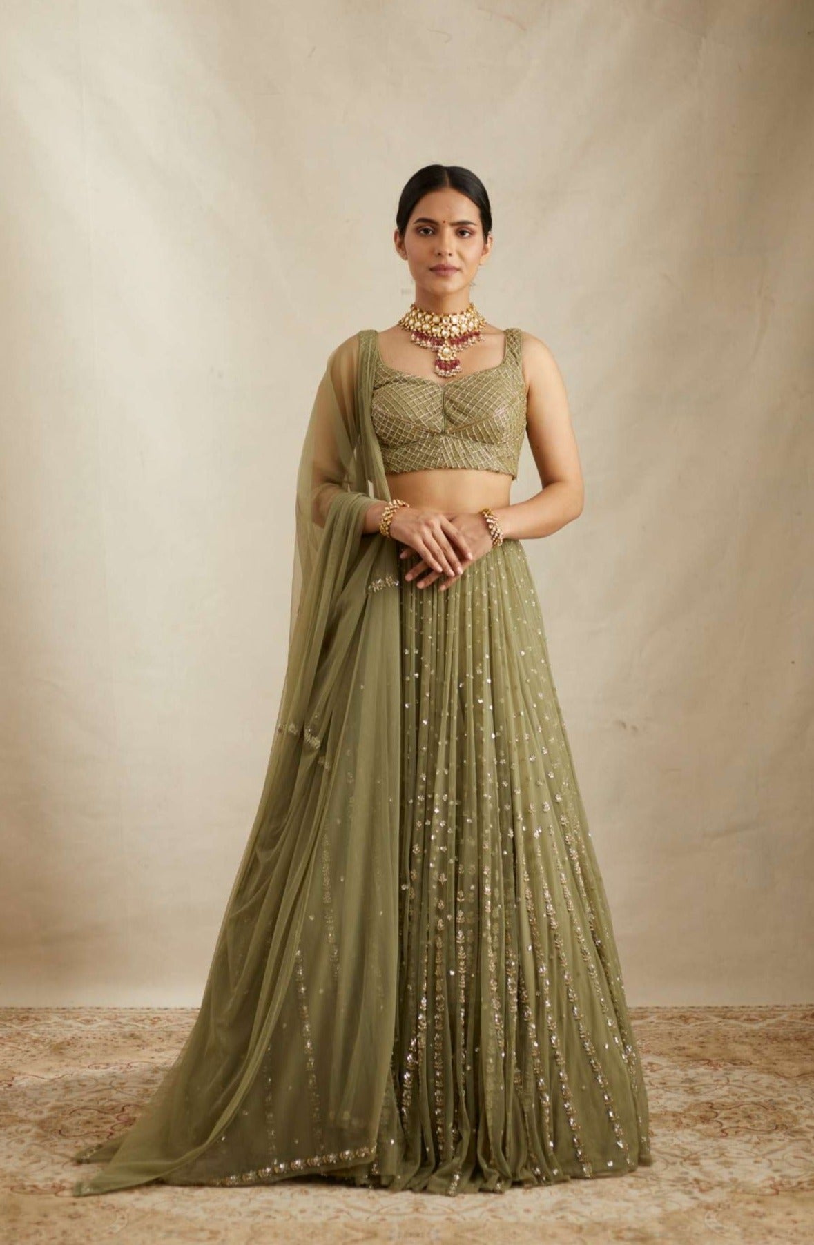 Indian Actress Kareena Kapoor Hot In Green dress | Indian designer outfits,  Designer dresses indian, Indian wedding dress