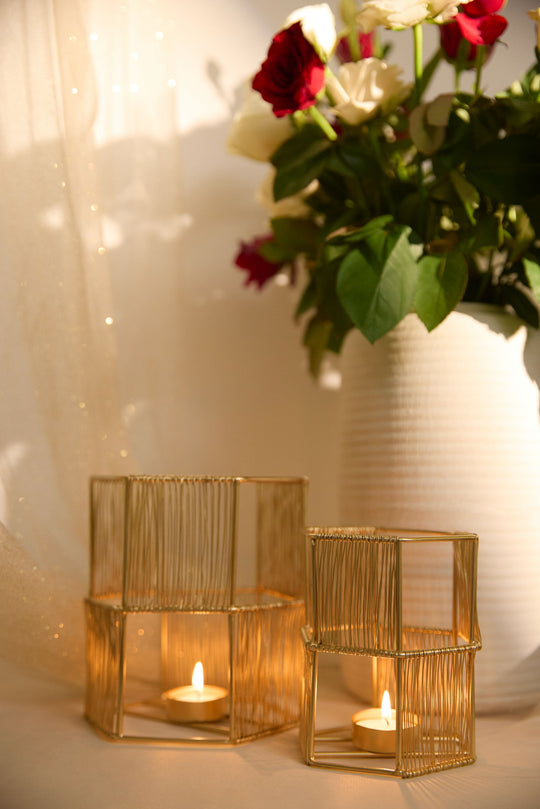 Gold Jar Candle Décor